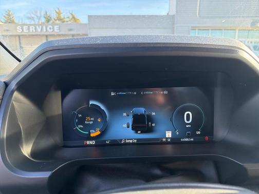 2022 Ford F-150 Lightning LARIAT