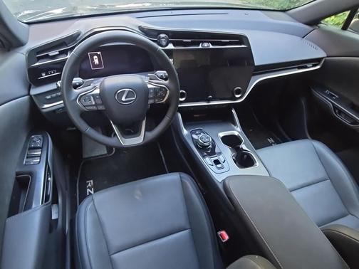 2024 Lexus RZ 450e Premium