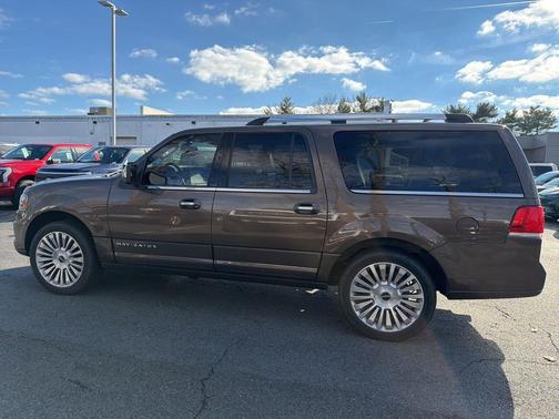 2016 Lincoln Navigator Select