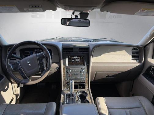2016 Lincoln Navigator Select