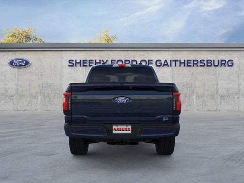 2025 Ford F-150 Lightning Flash
