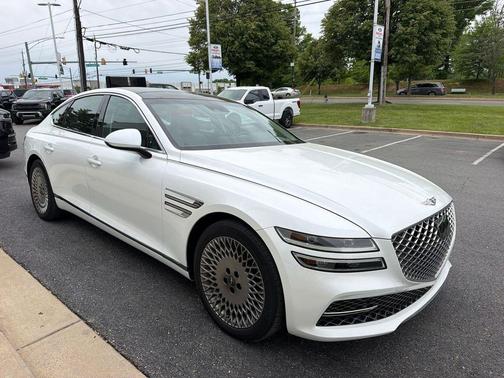 Uyuni White 2022 Genesis G80 2.5T AWD