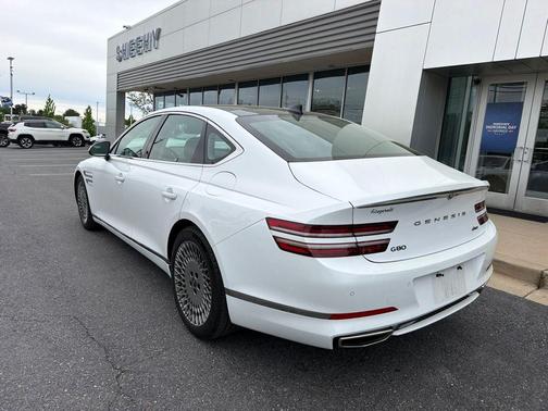Uyuni White 2022 Genesis G80 2.5T AWD