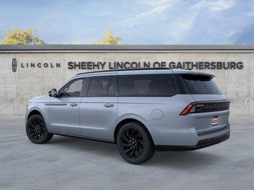 Mist 2025 Lincoln Navigator Reserve