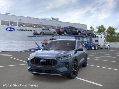 2026 Ford Escape PHEV SE