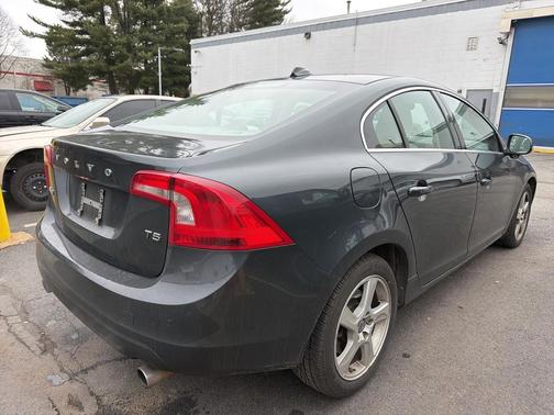 2013 Volvo S60 T5
