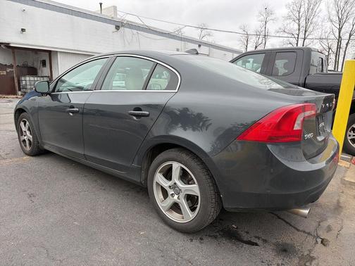 2013 Volvo S60 T5