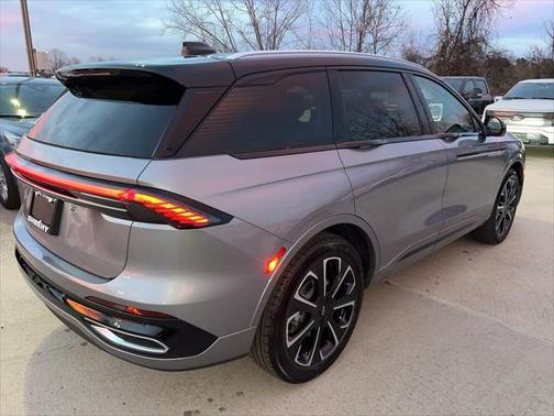 2025 Lincoln Nautilus Reserve