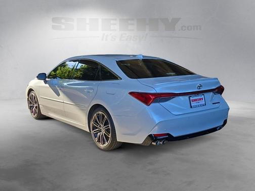 2020 Toyota Avalon Touring