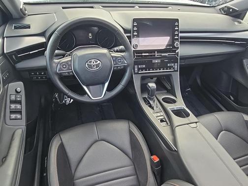 2020 Toyota Avalon Touring