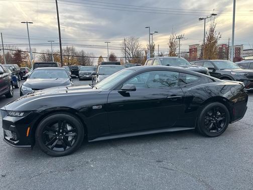 2025 Ford Mustang GT