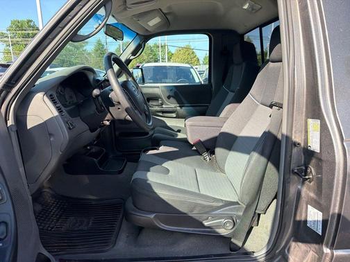 Dark Titanium 2006 Mazda B3000 DS