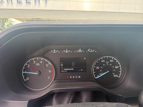 Oxford White 2024 Ford F-250 XL