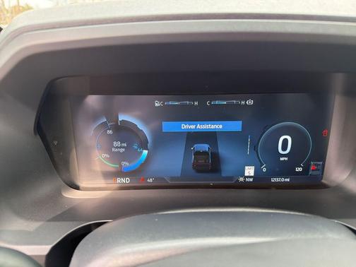 2024 Ford F-150 Lightning Platinum