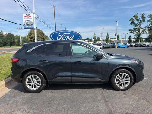 Stone Blue Metallic 2022 Ford Escape SE