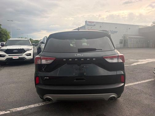 Stone Blue Metallic 2022 Ford Escape SE