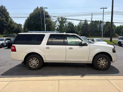 White Platinum Metallic Tri-Coat 2013 Ford Expedition EL Limited