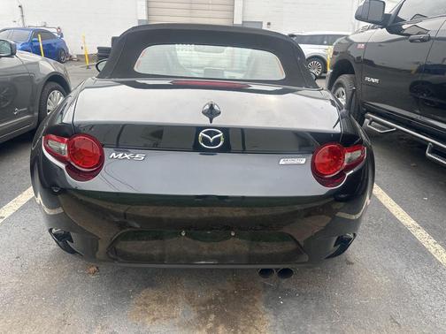 2016 Mazda MX-5 Miata Grand Touring