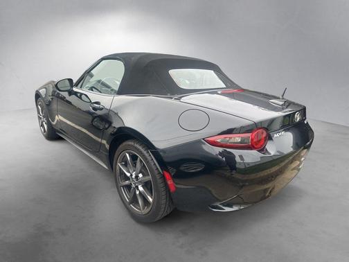 2016 Mazda MX-5 Miata Grand Touring