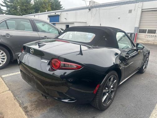 2016 Mazda MX-5 Miata Grand Touring
