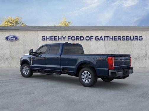 2025 Ford F-350 XLT
