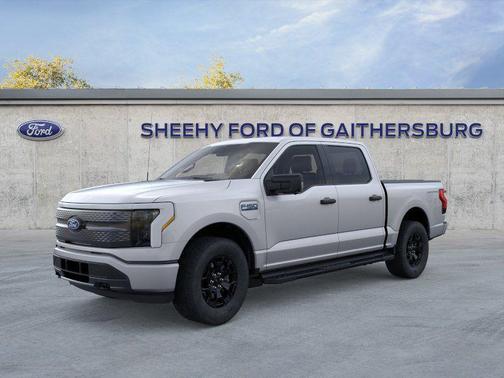Iconic Silver Metallic 2025 Ford F-150 Lightning XLT