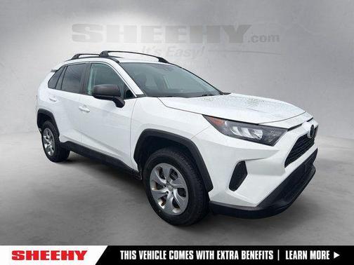 Super White 2020 Toyota RAV4 LE