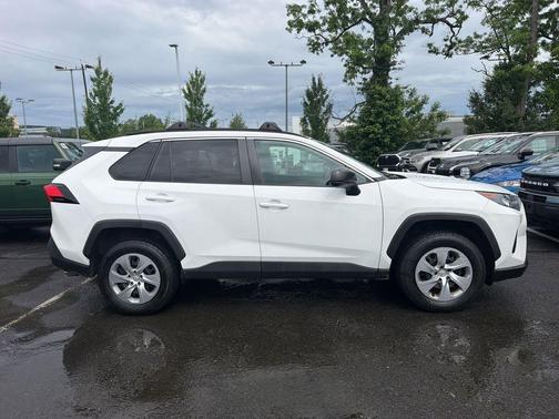 Super White 2020 Toyota RAV4 LE