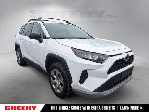 Super White 2020 Toyota RAV4 LE