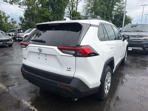 Super White 2020 Toyota RAV4 LE