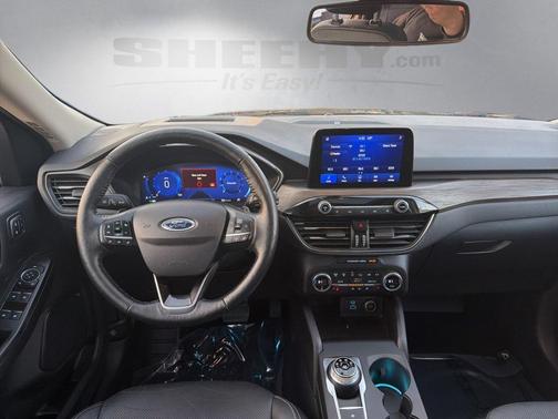 2020 Ford Escape Titanium