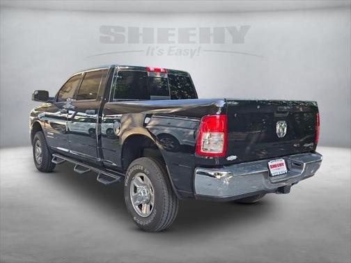 2020 RAM 2500 Tradesman Crew Cab 4X4 6'4' Box