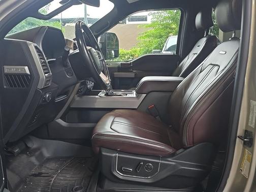 2017 Ford F-150 Platinum