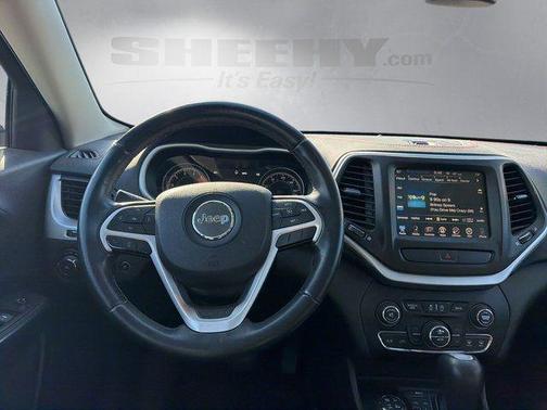 Billet Silver Metallic Clearcoat 2017 Jeep Cherokee Trailhawk