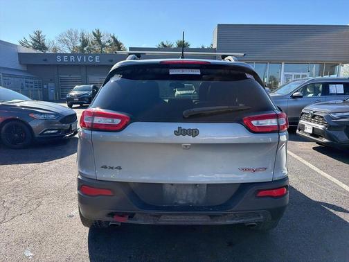 Billet Silver Metallic Clearcoat 2017 Jeep Cherokee Trailhawk