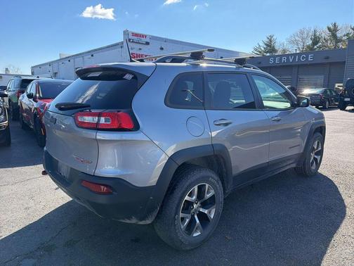 Billet Silver Metallic Clearcoat 2017 Jeep Cherokee Trailhawk