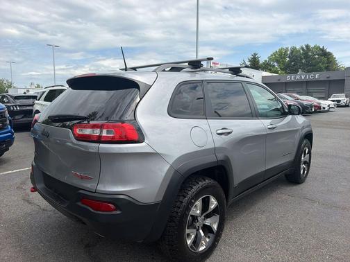 Billet Silver Metallic Clearcoat 2017 Jeep Cherokee Trailhawk