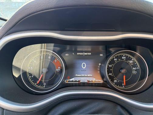 Billet Silver Metallic Clearcoat 2017 Jeep Cherokee Trailhawk