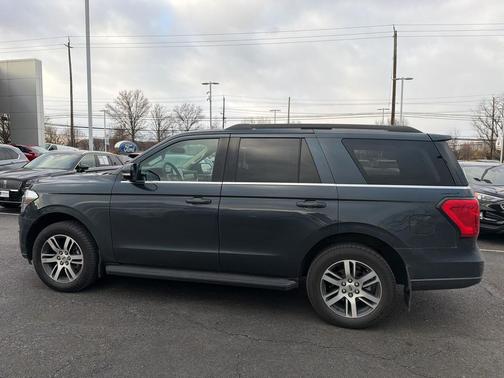 2024 Ford Expedition XLT