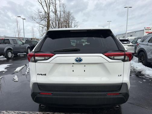 2020 Toyota RAV4 Hybrid LE