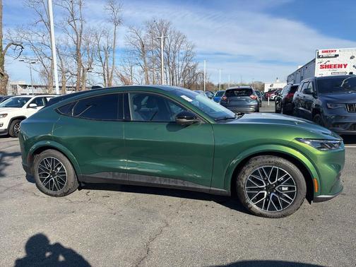 2025 Ford Mustang Mach-E Premium