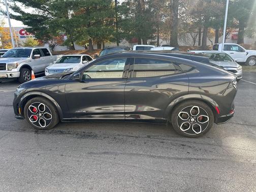 2021 Ford Mustang Mach-E GT