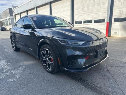 2021 Ford Mustang Mach-E GT