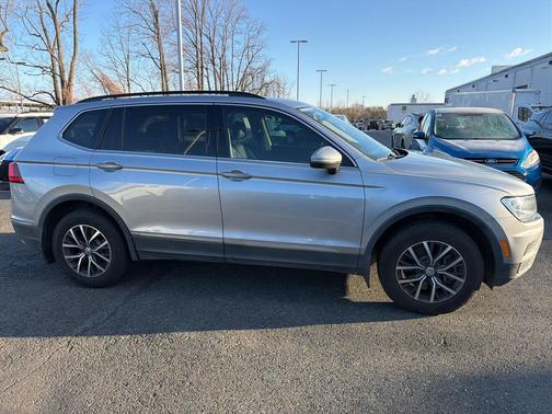 2020 Volkswagen Tiguan 2.0T SE 4MOTION