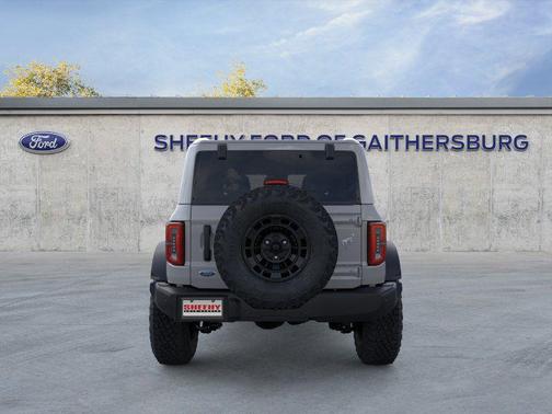 Avalanche Gray 2026 Ford Bronco Outer Banks