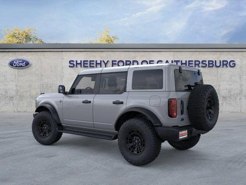 Avalanche Gray 2026 Ford Bronco Outer Banks