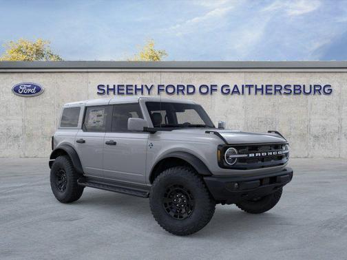 Avalanche Gray 2026 Ford Bronco Outer Banks