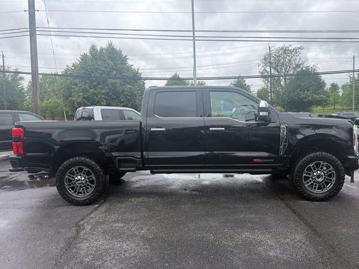 Agate Black Metallic 2025 Ford F-350 Platinum