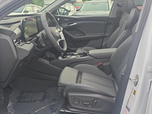 2025 Audi Q6 e-tron Premium Plus quattro