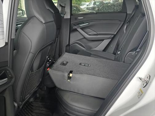 2025 Audi Q6 e-tron Premium Plus quattro